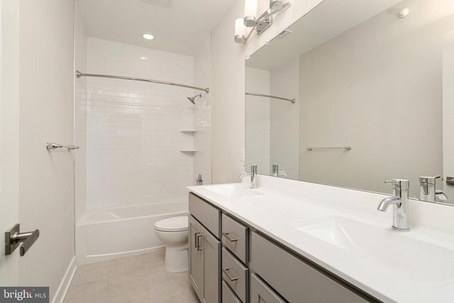 94 VILLAGE DR, Skillman, NJ 08558