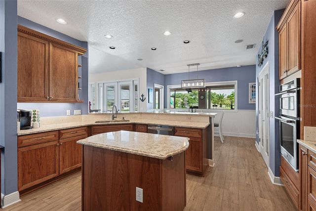 72 CLUB HOUSE DRIVE, Palm Coast, FL 32137