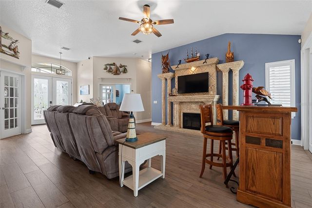 72 CLUB HOUSE DRIVE, Palm Coast, FL 32137