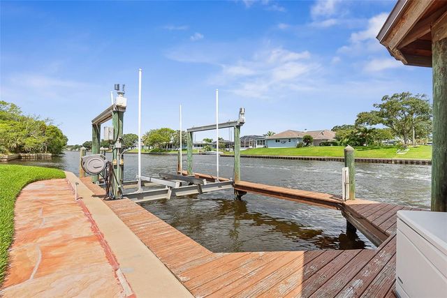 72 CLUB HOUSE DRIVE, Palm Coast, FL 32137