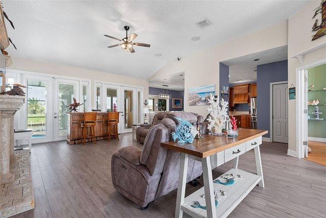 72 CLUB HOUSE DRIVE, Palm Coast, FL 32137