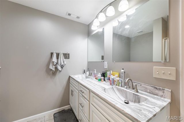 288 Ruth Harris Lane, Poplar Bluff, MO 63901