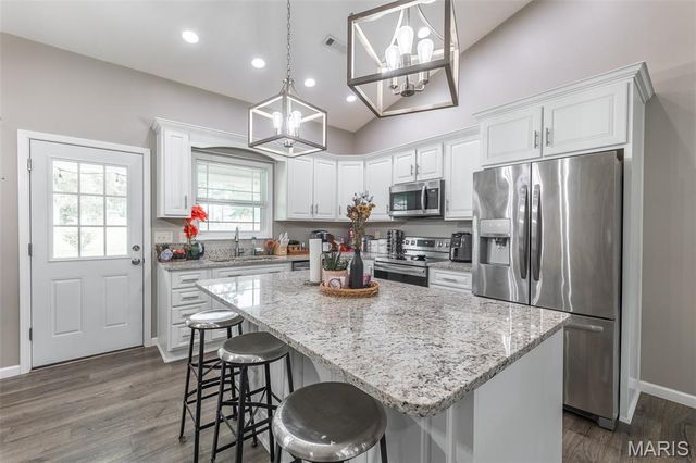 288 Ruth Harris Lane, Poplar Bluff, MO 63901