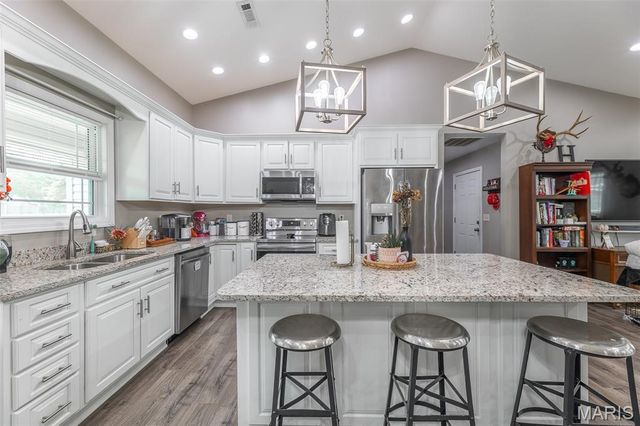 288 Ruth Harris Lane, Poplar Bluff, MO 63901