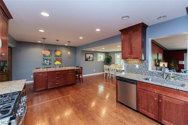 22636 Locust Lane, Rocky River, OH 44116