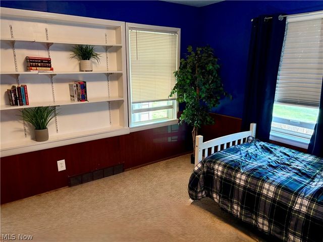 22636 Locust Lane, Rocky River, OH 44116