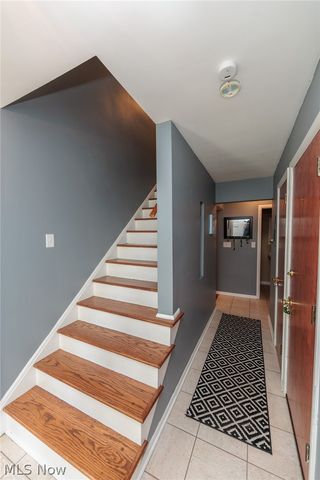 22636 Locust Lane, Rocky River, OH 44116