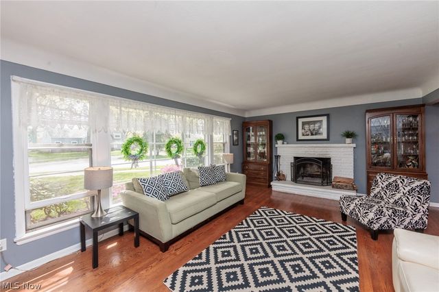 22636 Locust Lane, Rocky River, OH 44116