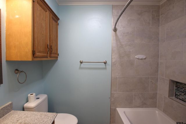 305 LAKEVIEW ST, Whitehouse, TX 75791