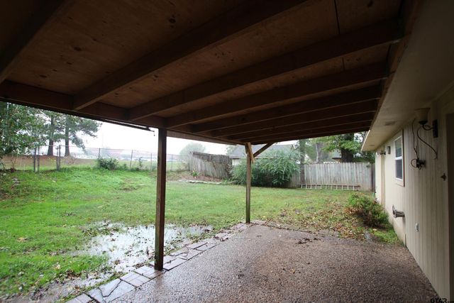 305 LAKEVIEW ST, Whitehouse, TX 75791