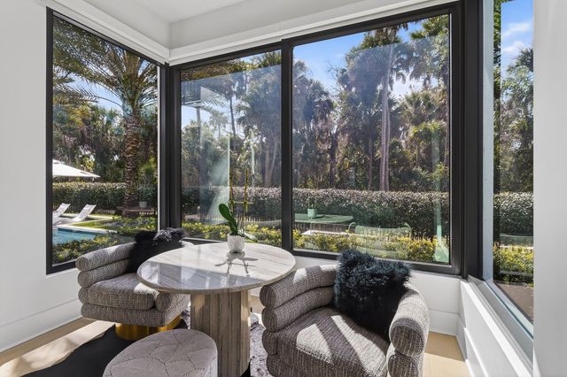 13590 Artisan Circle, Palm Beach Gardens, FL 33418