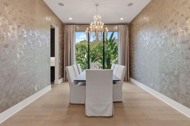 13590 Artisan Circle, Palm Beach Gardens, FL 33418