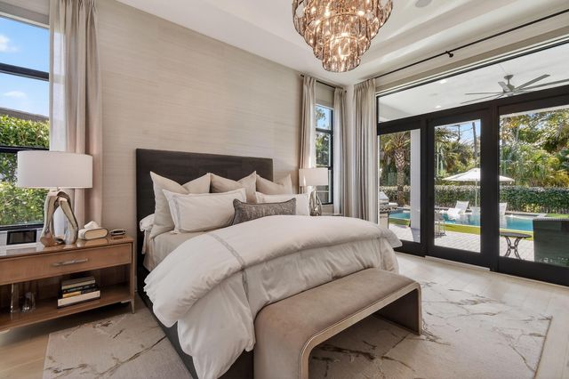 13590 Artisan Circle, Palm Beach Gardens, FL 33418