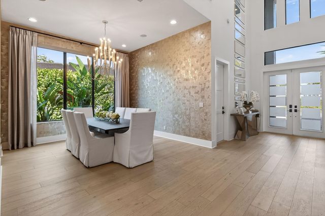 13590 Artisan Circle, Palm Beach Gardens, FL 33418