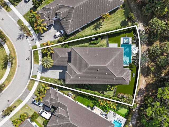 13590 Artisan Circle, Palm Beach Gardens, FL 33418