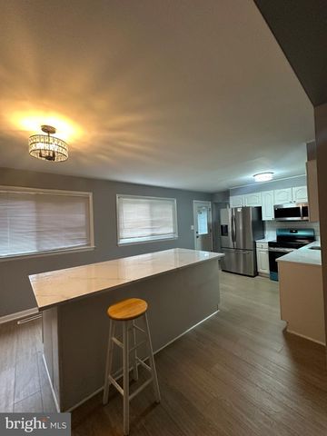 8909 MEADOW HEIGHTS RD, Randallstown, MD 21133