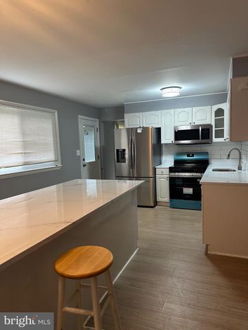 8909 MEADOW HEIGHTS RD, Randallstown, MD 21133