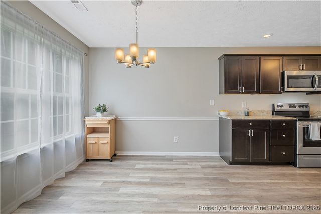 5617 Shady Pine Ct Court, Hope Mills, NC 28348