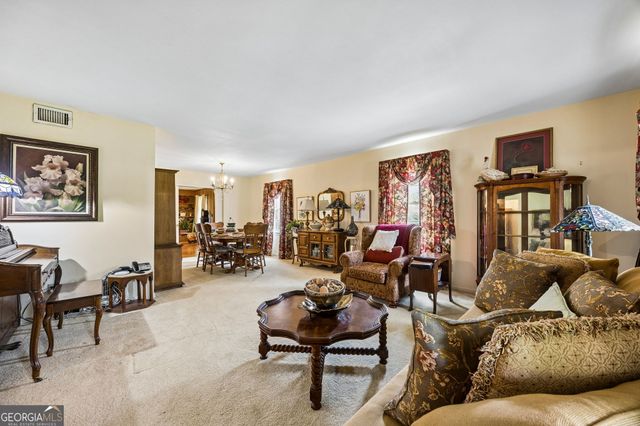 300 Dilworth Street, St. Marys, GA 31558
