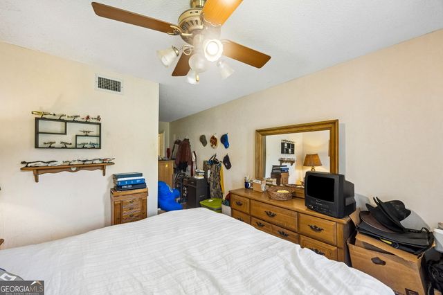 300 Dilworth Street, St. Marys, GA 31558