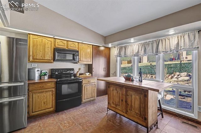 978 Allegheny Drive, Colorado Springs, CO 80919