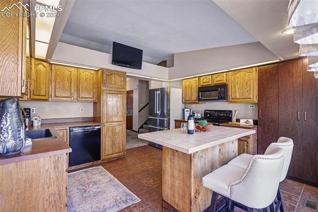 978 Allegheny Drive, Colorado Springs, CO 80919