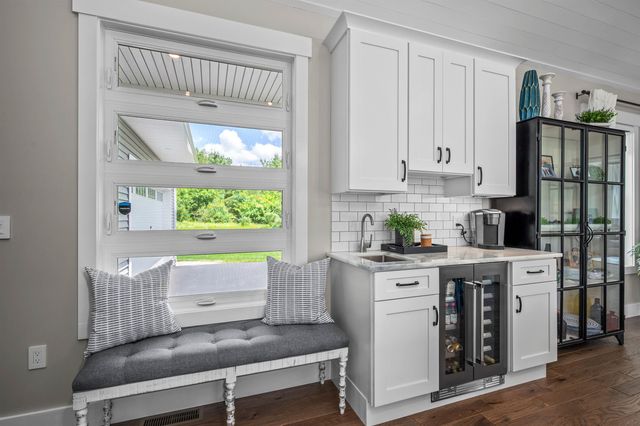 17 Western Terrace, Laconia, NH 03246