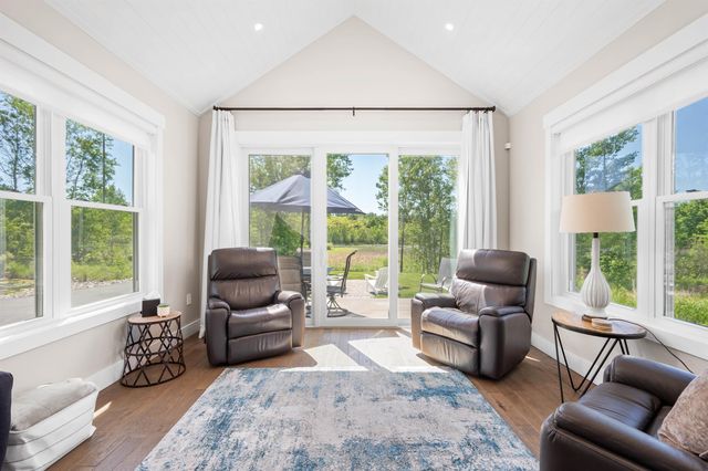17 Western Terrace, Laconia, NH 03246