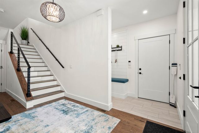 17 Western Terrace, Laconia, NH 03246