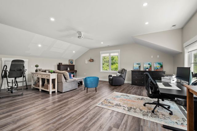 17 Western Terrace, Laconia, NH 03246