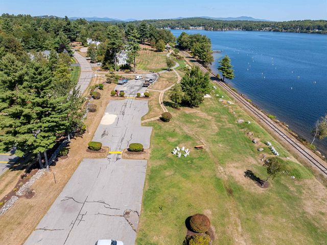 17 Western Terrace, Laconia, NH 03246