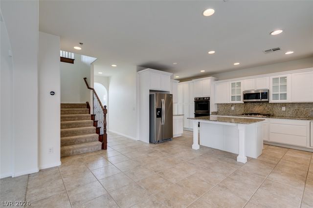 8676 Moreno Mountain Avenue, Las Vegas, NV 89178