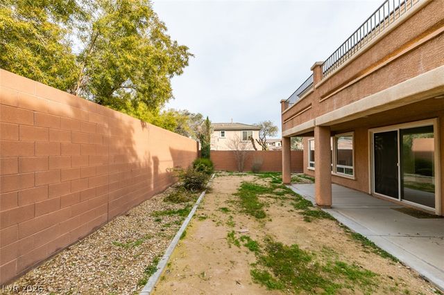 8676 Moreno Mountain Avenue, Las Vegas, NV 89178