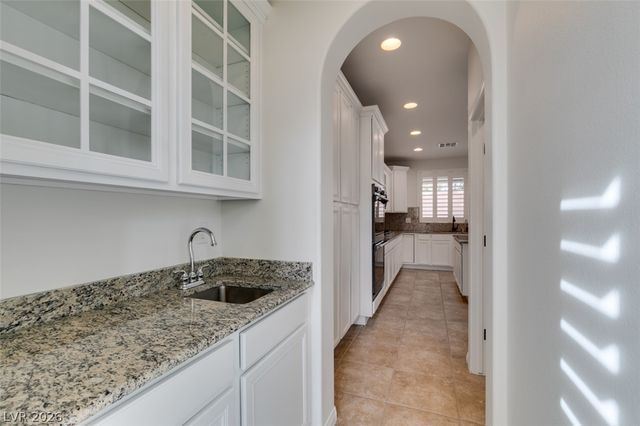 8676 Moreno Mountain Avenue, Las Vegas, NV 89178
