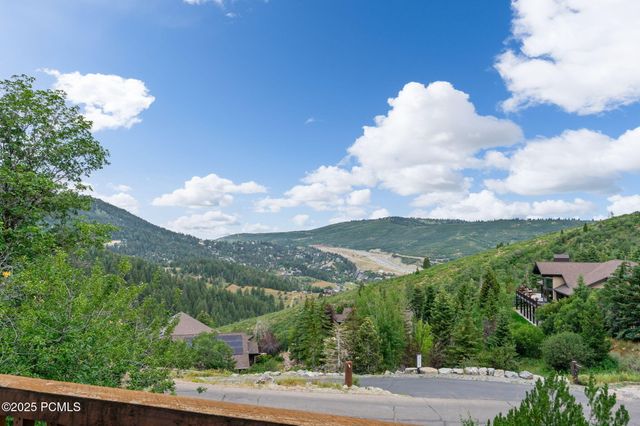 7352 Pine Ridge Drive, Park City, UT 84098