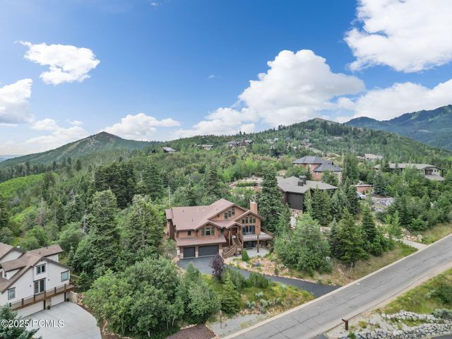 7352 Pine Ridge Drive, Park City, UT 84098