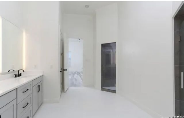 1811 Barrett Palms, San Antonio, TX 78224