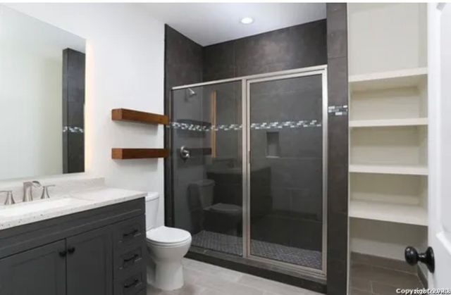 1811 Barrett Palms, San Antonio, TX 78224