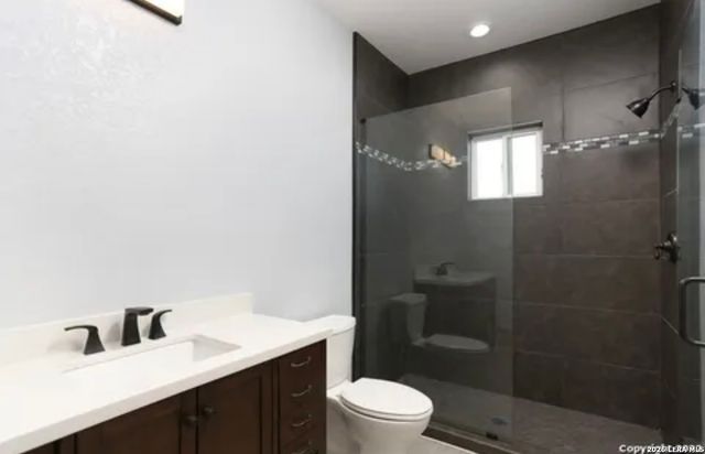 1811 Barrett Palms, San Antonio, TX 78224