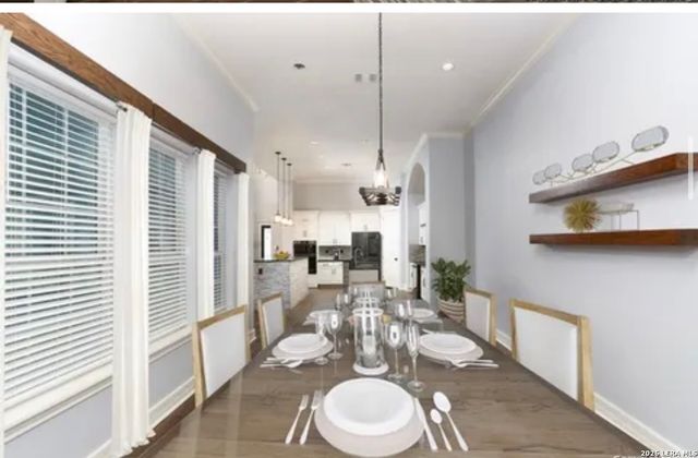 1811 Barrett Palms, San Antonio, TX 78224