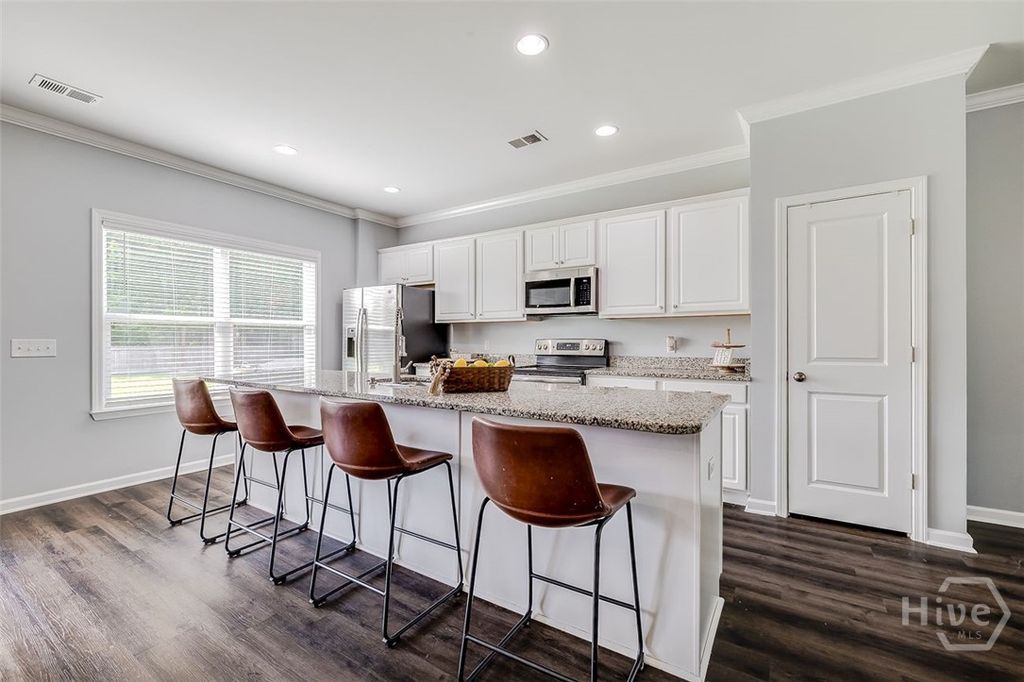 Image 13 of property listing at 618 Majestic Drive, Guyton, GA 31312