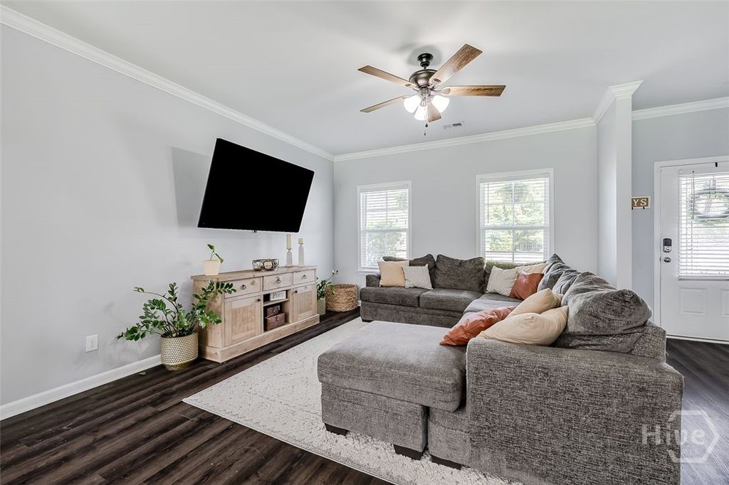 Image 6 of property listing at 618 Majestic Drive, Guyton, GA 31312