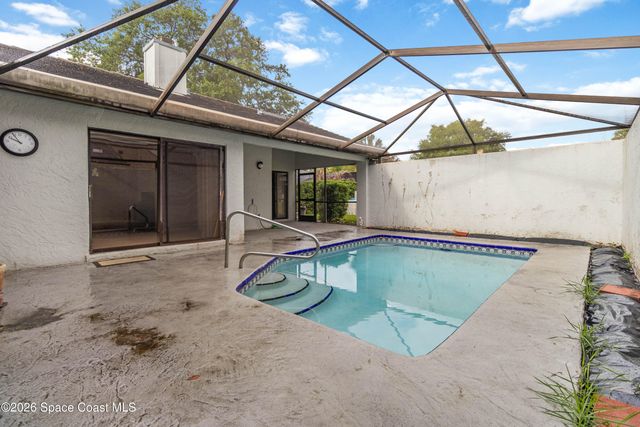 598 Pine Forest Court, Melbourne, FL 32940