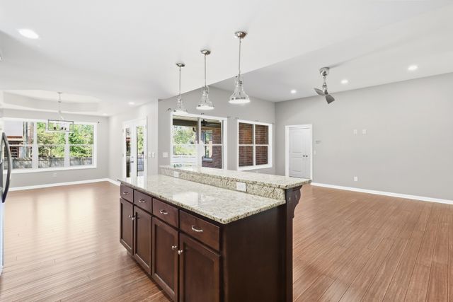 118 Rice Rd, Hendersonville, TN 37075