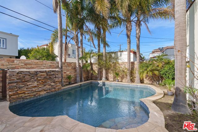 357 S La Peer Drive, Beverly Hills, CA 90211