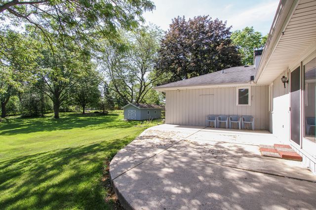 4N725 KLEIN Road, West Chicago, IL 60185