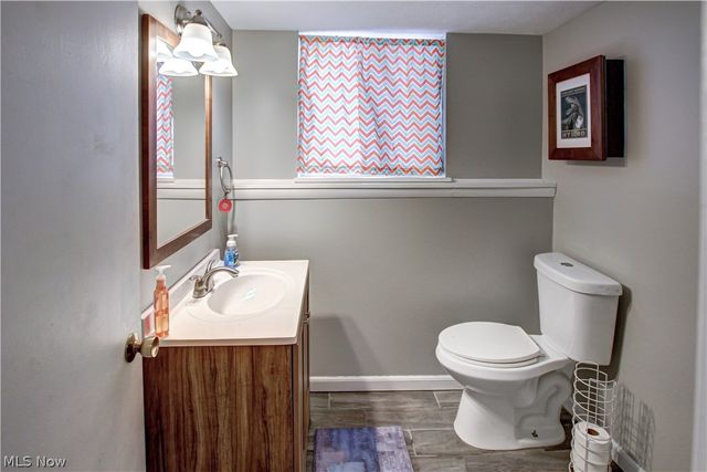 9559 Driftwood Drive, Olmsted Falls, OH 44138