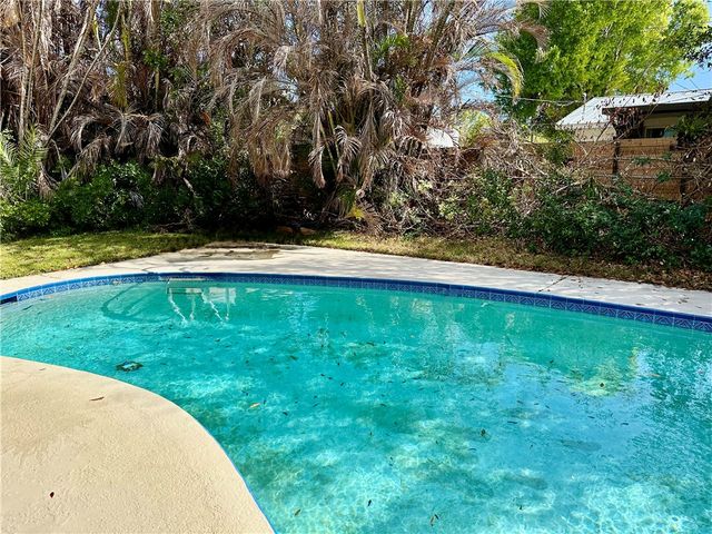 1900 5th Avenue SE, Vero Beach, FL 32962