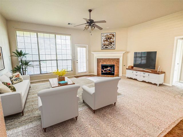 2619 Cove Drive, Grand Prairie, TX 75054