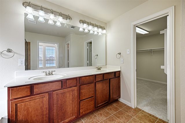 2619 Cove Drive, Grand Prairie, TX 75054